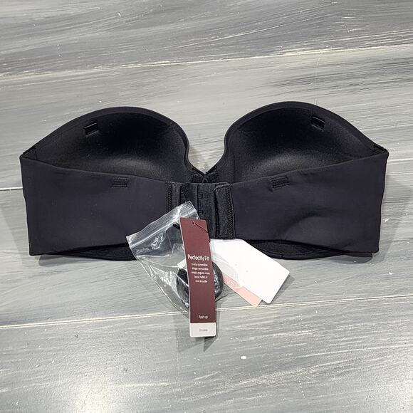 Calvin Klein Naked Glamour Strapless Push-Up Bra 34D QF5677 Black - Picture 2 of 14